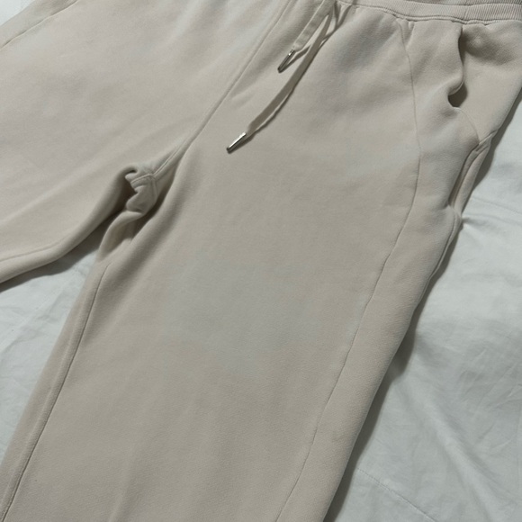 Lululemon Scuba HR joggers - Picture 10 of 14